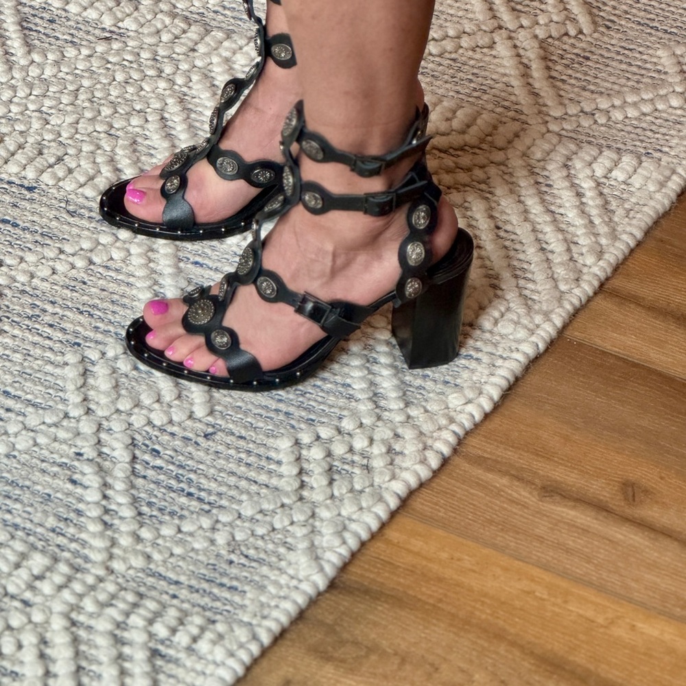 NWT SCHUTZ size 7 Black Leather Strappy Heeled Sandals. Never worn.